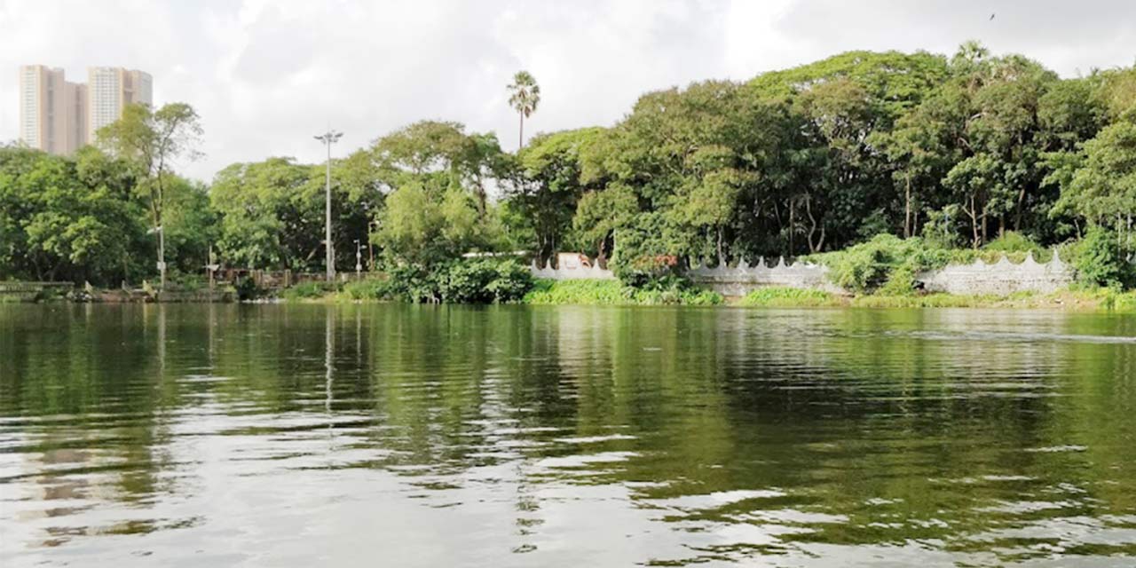 Chhota Kashmir, Mumbai Tourist Attraction