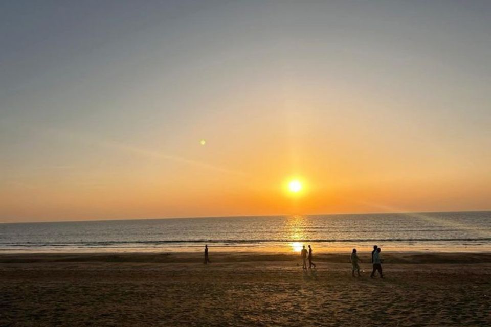 Dahanu Beach
