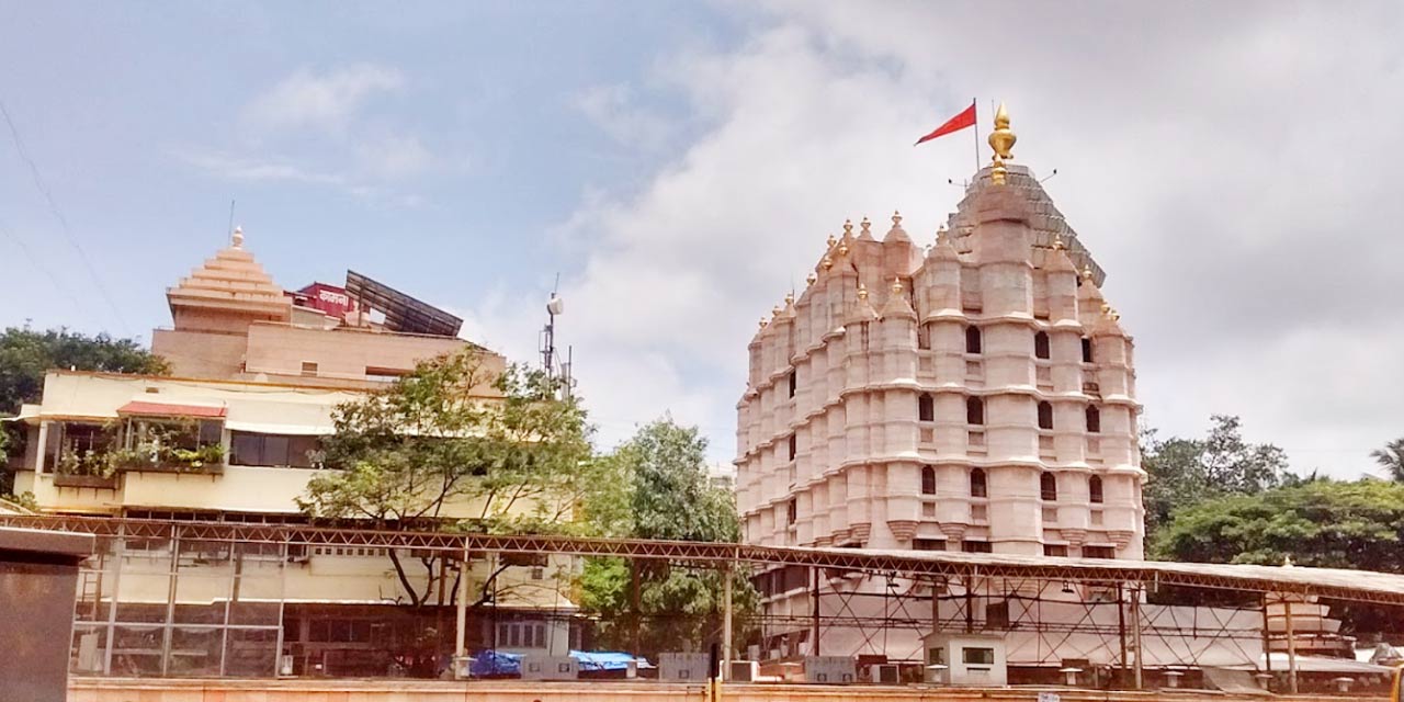 Shree Siddhivinayak Temple Mumbai Timings (History, Entry Fee, Height,  Images, Built by &amp; Information) - 2022 Mumbai Tourism