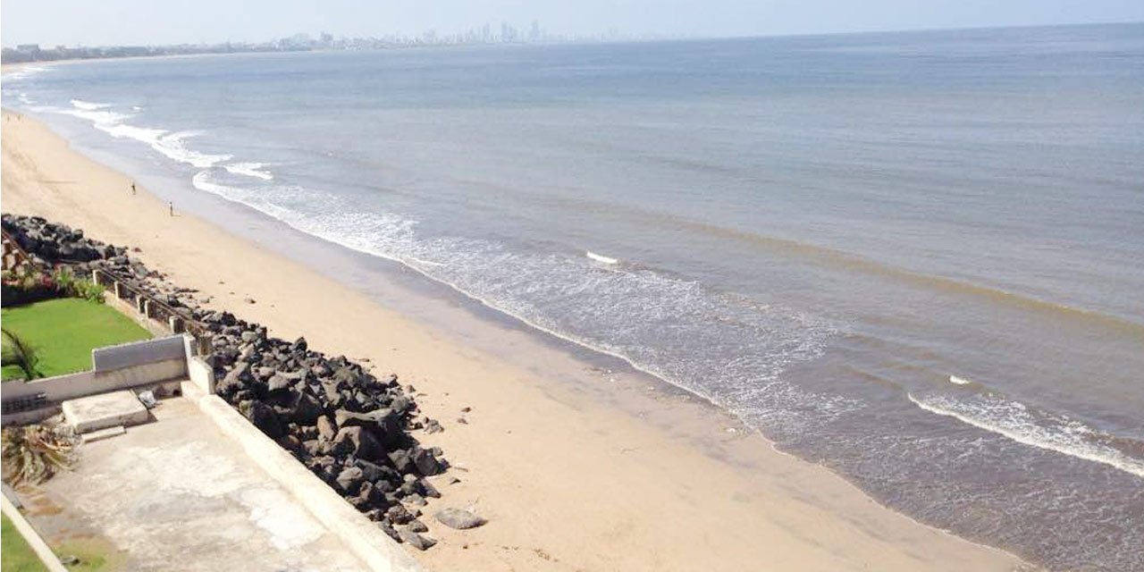 Versova beach, Mumbai - Mumbai Tourism