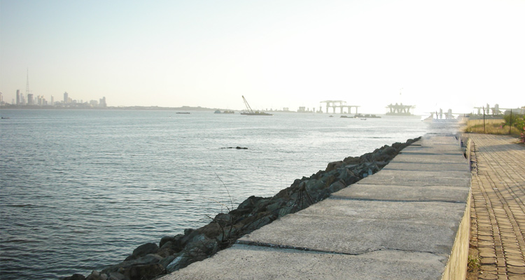 Bandra Bandstand Mumbai Timings (History, Entry Fee, Images ...