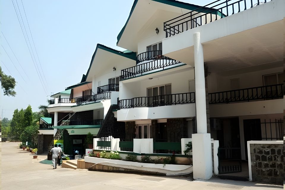 Velvet County Resort and Spa, Lonavala - Khandala