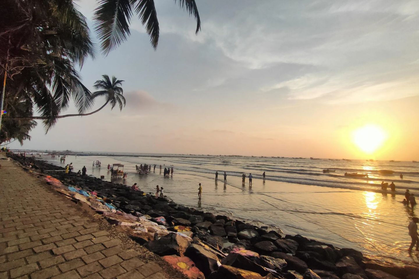 Gorai Beach Mumbai (History, Entry Fee, Images, Built by & Information)