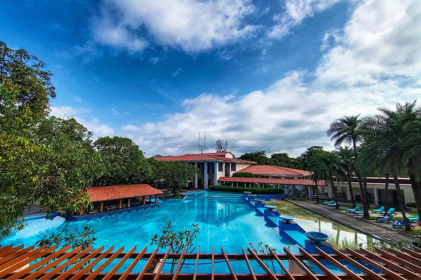 Marvelous Mumbai Lonavala Alibaug Tour Package for 4 Days / 3 Nights (Price & Itinerary) 