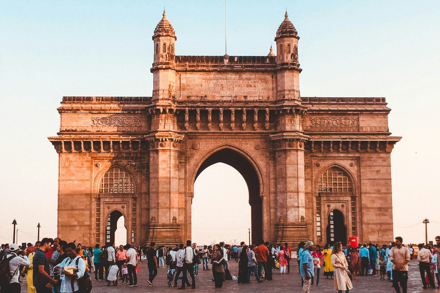 Snappy Mumbai Tour Package for 2 Days / 1 Night (Price & Itinerary) 